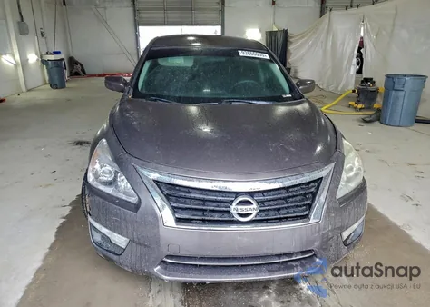 2015 Nissan Altima 2.5 z USA, uszkodzony, nr VIN 1N4AL3AP0FC489151